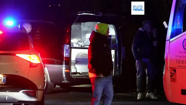 Italia, assalto a pullman tifosi del Pistoia basket con sassi e mattoni: morto uno dei due autisti