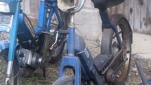 # mobylette.   103.   et vespa