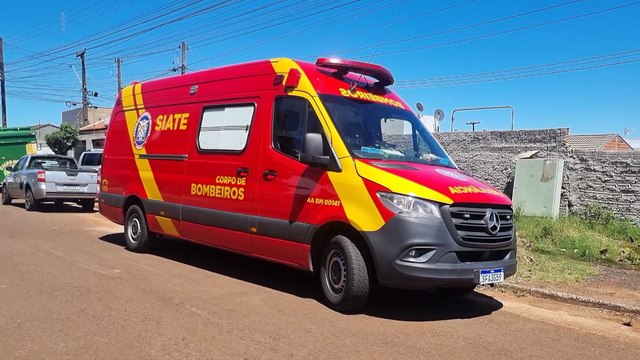 Homem fica ferido após queda de plano elevado em obra no bairro Esmeralda, em Cascavel
