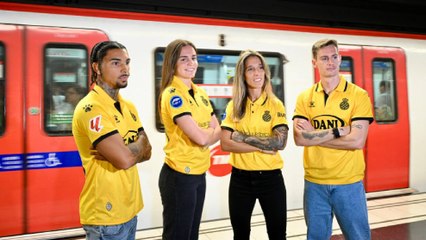El Espanyol presenta la camiseta de su 125 aniversario en el Metro de Universidad