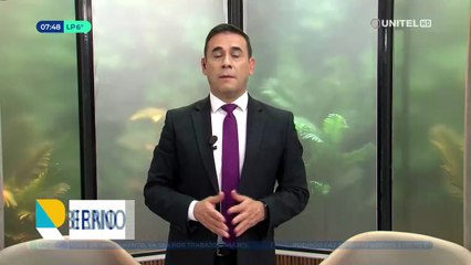 Auto chocó contra un vehículo que transportaba material electoral y afectan a camión que hacía fila por combustible