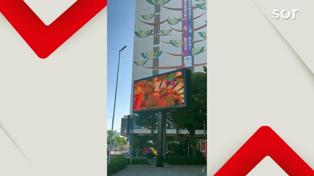 Fumaça assusta moradores e mobiliza bombeiros em hotel no centro de Cascavel