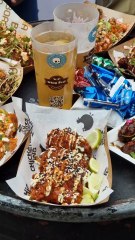 I ate my weight in drums 'n' flats as a judge at the UK's biggest chicken wing festival