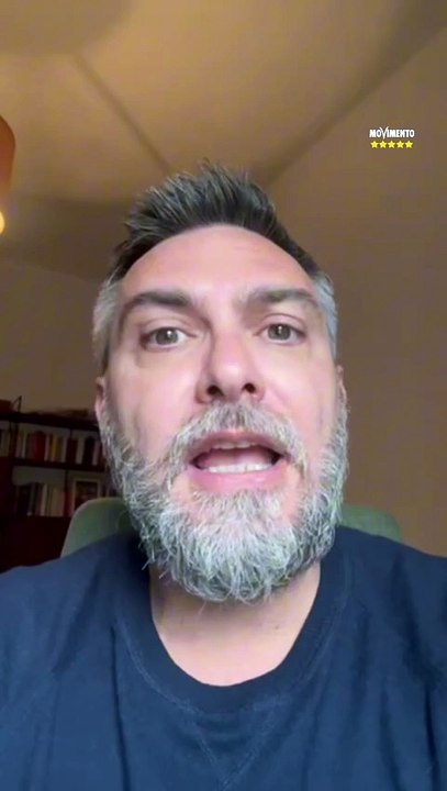 Riccardo Ricciardi -  Ci vediamo domani alle 17:30 in piazza Santi Apostoli a Roma  (20.10.25)