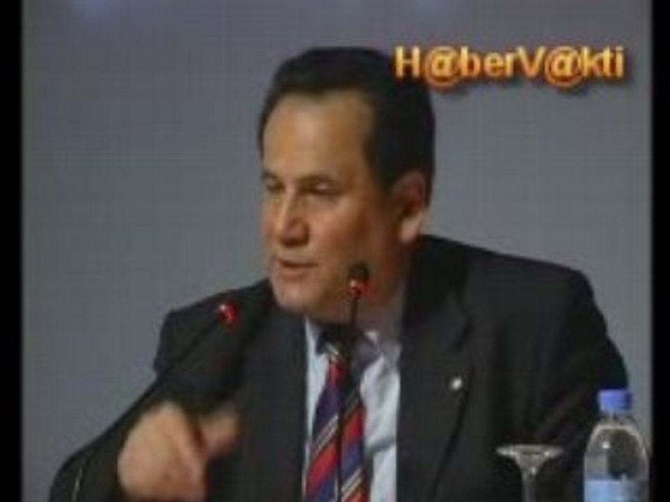 APO KIMDIR?