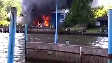 El incendio en el Club Remeros Escandinavos en diciembre de 2019