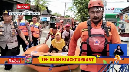 Banjir di Grobogan, Warga Sakit Dievakuasi Pakai Perahu Karet ke Rumah Sakit