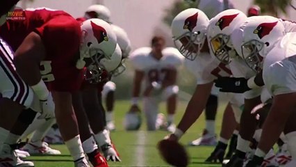 His Girlfriend Left Him Because He Was Poor, Weeks Later He Became A Famous Millionaire