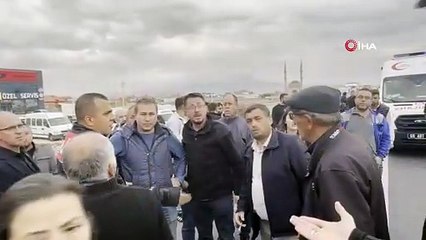 Aksaray’da polis cenazesi sırasında konvoya saldırı: 4 yaralı