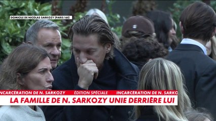 Nicolas Sarkozy incarcéré : dans le 16e arrondissement, le clan de l'ancien président s'affiche soudé