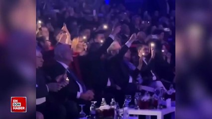 Özgür Özel, Mansur Yavaş ve Müsavat Dervişoğlu birlikte şarkı söyledi