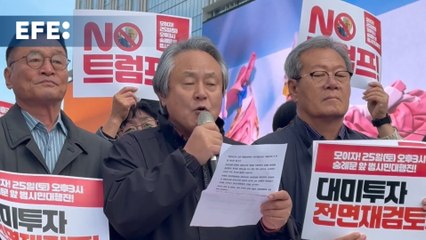 Ciudadanos de Corea del Sur se manifiestan contra la política de inversiones y aranceles de Trump