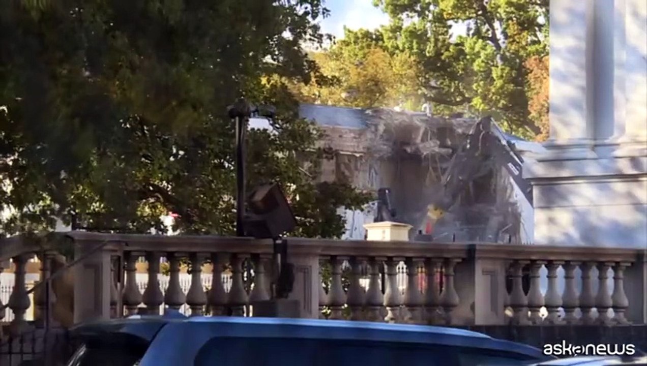 Trump demolisce la East Wing per costruire la nuova sala da ballo