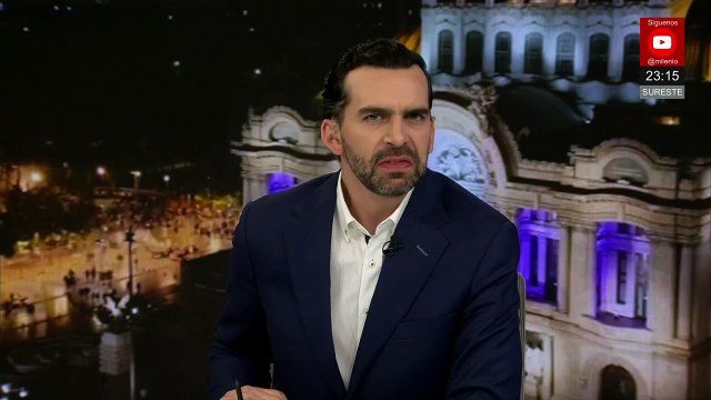 Cuauhtémoc Blanco juega pádel en sesión de la Cámara de Diputados; Monreal reacciona