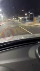 Semáforo quebra na Barra e fica a 'um fio' de atingir motoristas