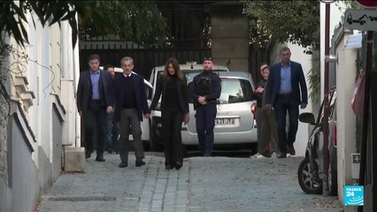 Eski Fransa Cumhurbaşkanı Sarkozy, Kaddafi'den usulsüz seçim kampanyası bağışı aldığı gerekçesiyle verilen hapis cezasının infazı için cezaevine gönderildi