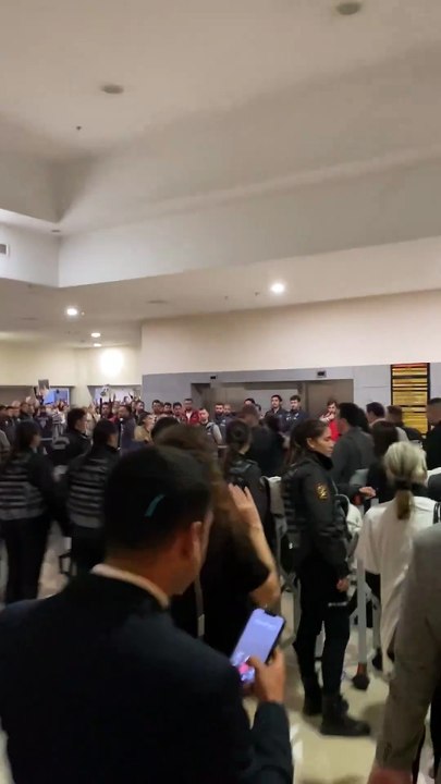 Mattia Ahmet Minguzzi davasında kararın ardından Yasemin Minguzzi sinir krizi geçirdi - 1