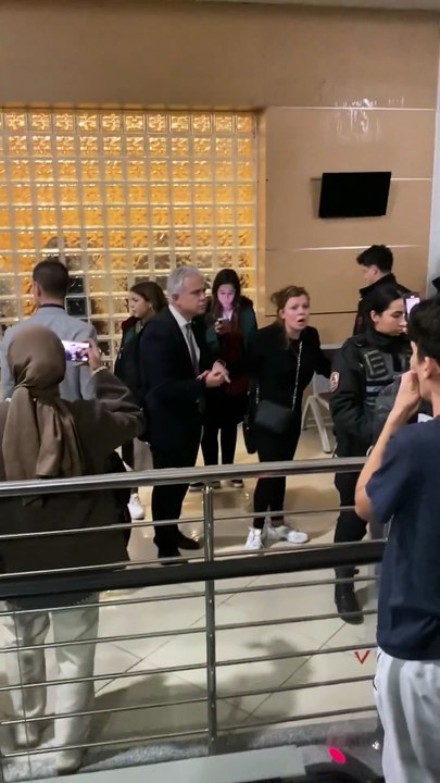 Mattia Ahmet Minguzzi davasında kararın ardından Yasemin Minguzzi sinir krizi geçirdi - 2