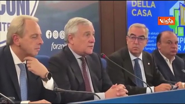 Manovra, Tajani: Non votiamo la tassa sui proprietari case, faremo di tutto per modifica