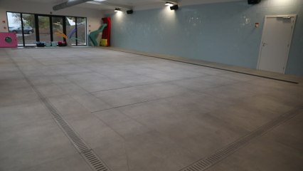 L’ASBL Let’s Sport a fait construire une piscine au fond amovible