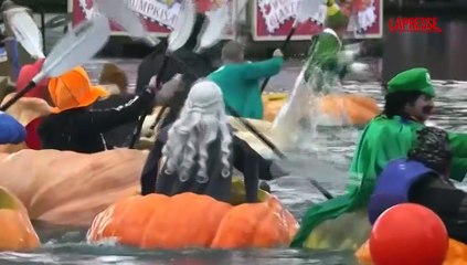 Usa, regata di zucche giganti: le spettacolari immagini della gara sul lago