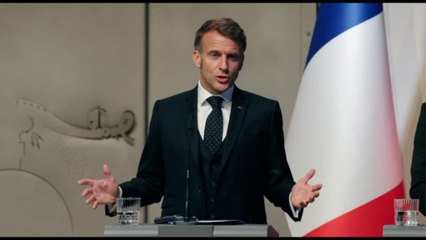 Ucraina, Macron: concessioni territori negoziabili solo da Zelensky