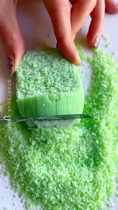 satisfying Asmr oddly satisfying Asmr video crushing soap