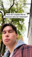 Jovens alemães marcam encontro para comer pudim de garfo