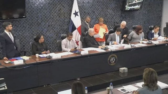 Aprueban en primer debate aumento de penas para quienes retengan y no paguen la cuota obrero patronal