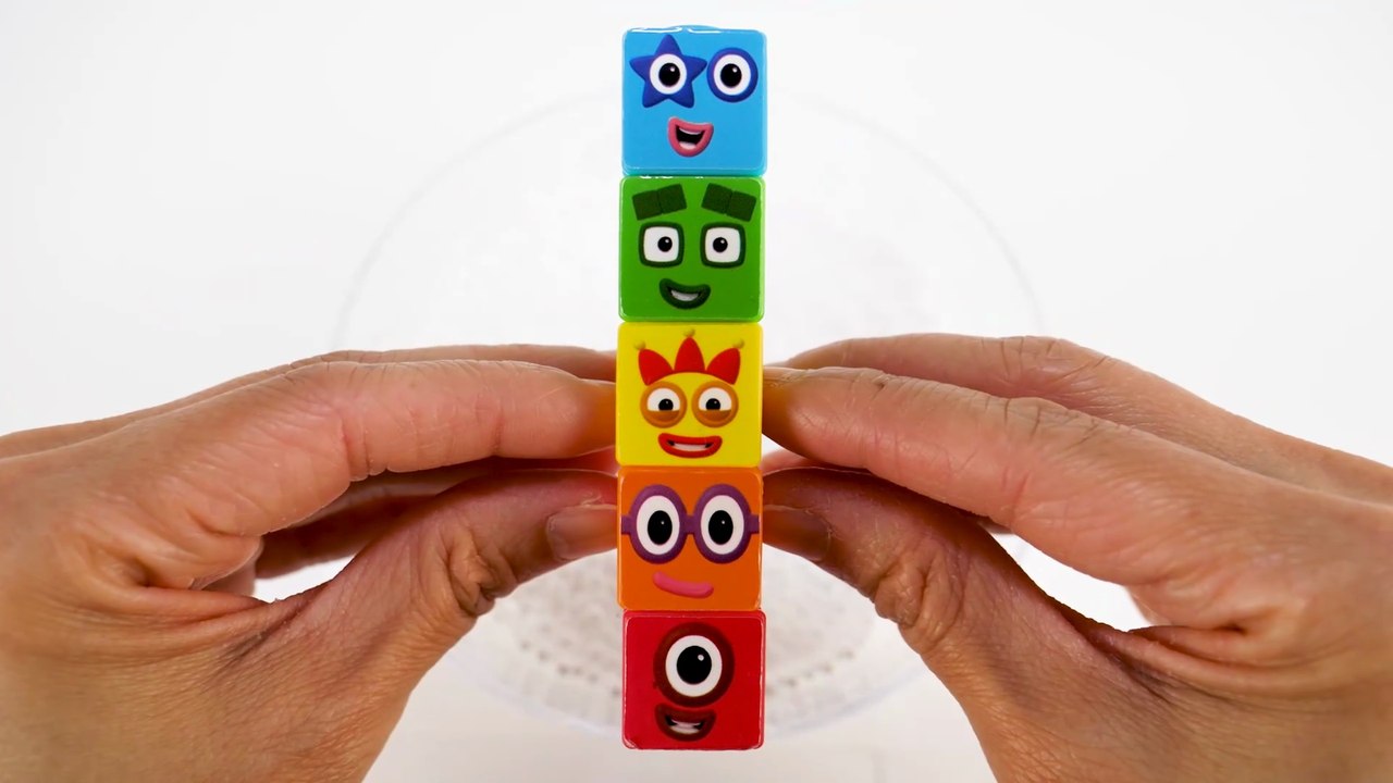 Looking for Numberblocks 1 to 5 in Surprised Eggs, Foam Balls, Kinetic Sand, and Paper
