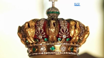 دزدی از لوور در ۲۴۰ ثانیه؛ تلاش فرانسه برای بازیابی جواهرات سلطنتی سرقت‌شده ادامه دارد