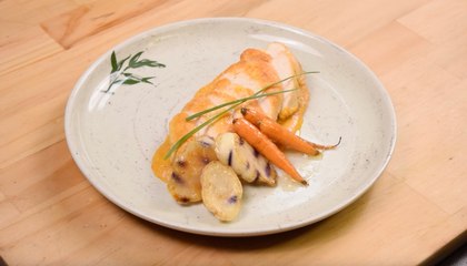 Suprema de Pollo con Cubios Rostizados