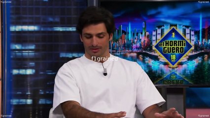 Formula 1 Drive To Survive_S07E04_Carlos Signs