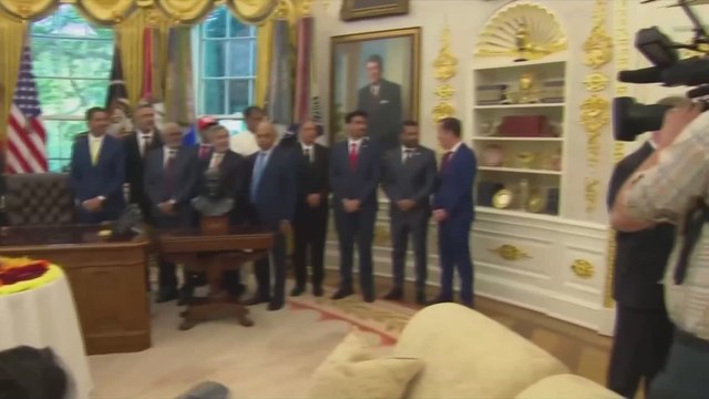 Trump makes bizarre entrance to Oval Office during White House Diwali celebration