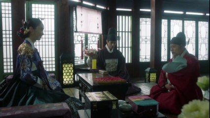 BAJO LA LUZ DE LA LUNA/CAP 15 AUDIO LATINO