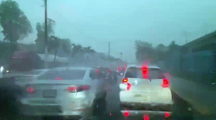Lluvias asociadas a tormenta Melissa causan inundaciones y caos vial en Santo Domingo