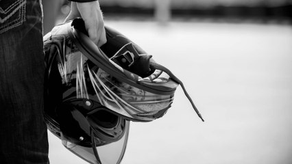 Nueva modalidad de robo: están drogando a pasajeros con cascos impregnados de sustancias en Bogotá