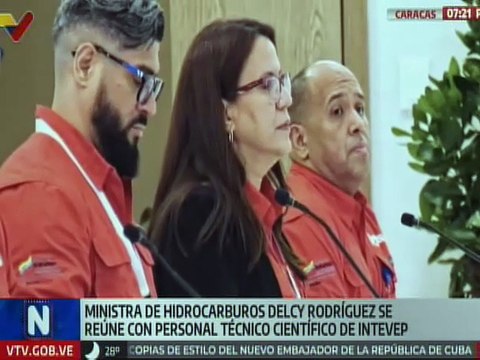 Ministra Delcy Rodríguez sostuvo reunión de trabajo con el personal técnico-científico de Intevep