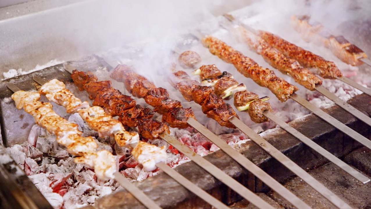 Inside the dinner rush serving 300 people at NYC's best kebab restaurant