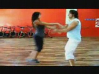 VALERIA ARCHIMO ENSAYANDO ROCK