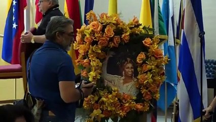 Cubanos en EE.UU. celebran a Celia Cruz como una diosa que triunfó ante el comunismo