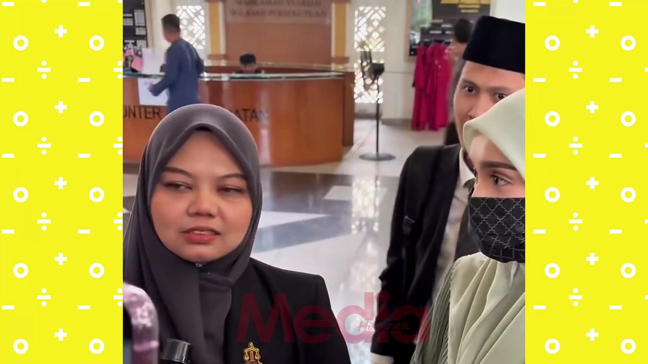 Uqasha Senrose memfailkan permohonan perceraian terhadap Kamal Adli