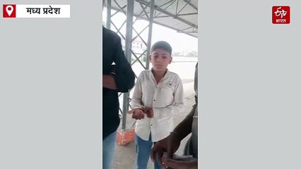 1 टोकन के देने होंगे 200 रुपए, शिवपुरी में खाद की कालाबाजारी का VIDEO