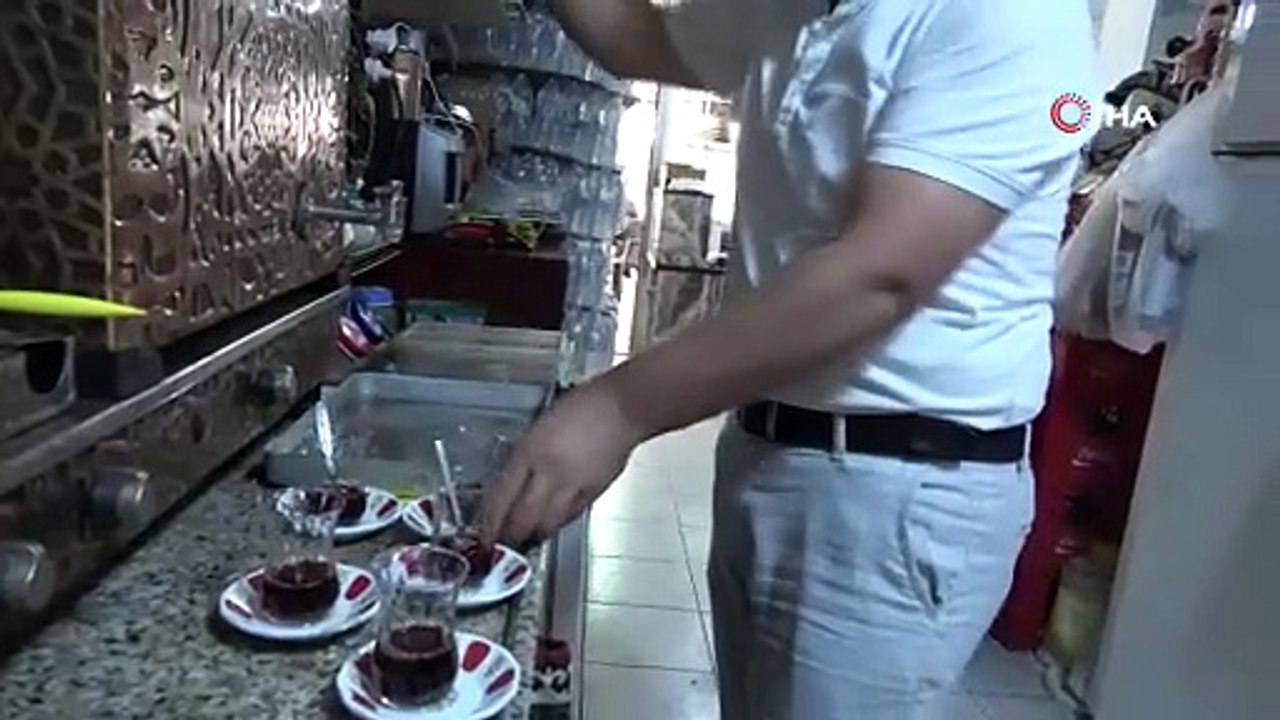 Ehliyet almak için 48 yaşında okuma yazma kursuna başladı