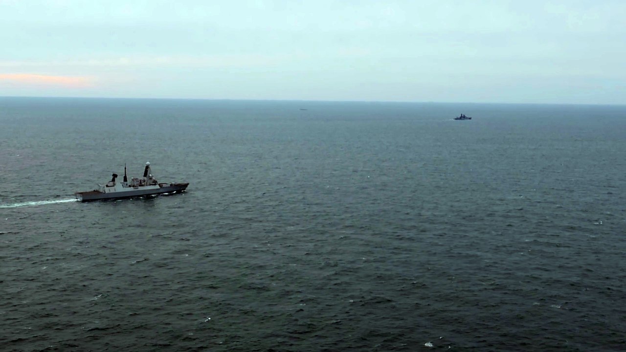 Powerful Royal Navy destroyer HMS Duncan tracks loitering Russian warship