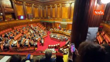 Applausi e standing ovation del centodestra per Meloni in Aula al Senato a termine suo intervento