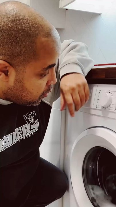 C’est bizarre ce bruit mais 🤣😂 #humour #drole #danse #dance