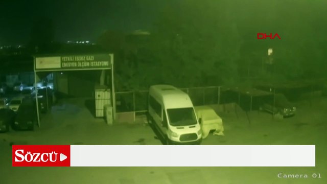 Sanayi sitesinde 5 araç kundaklandı