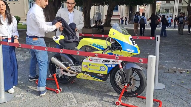 Moto e Università, Successo internazionale per il team Stretto in carena