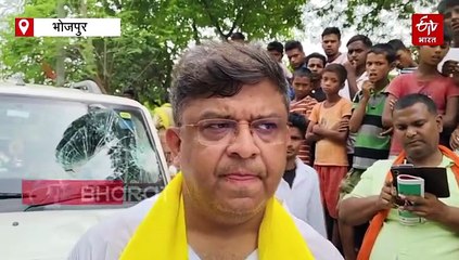 जन सुराज के काफिले पर हमला, स्कॉर्पियो का टूटा शीशा